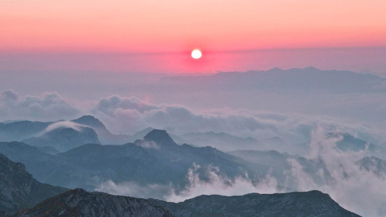 Pulieru - Picos De Europa Views, Designed For Seasons Ferienhaus Onís