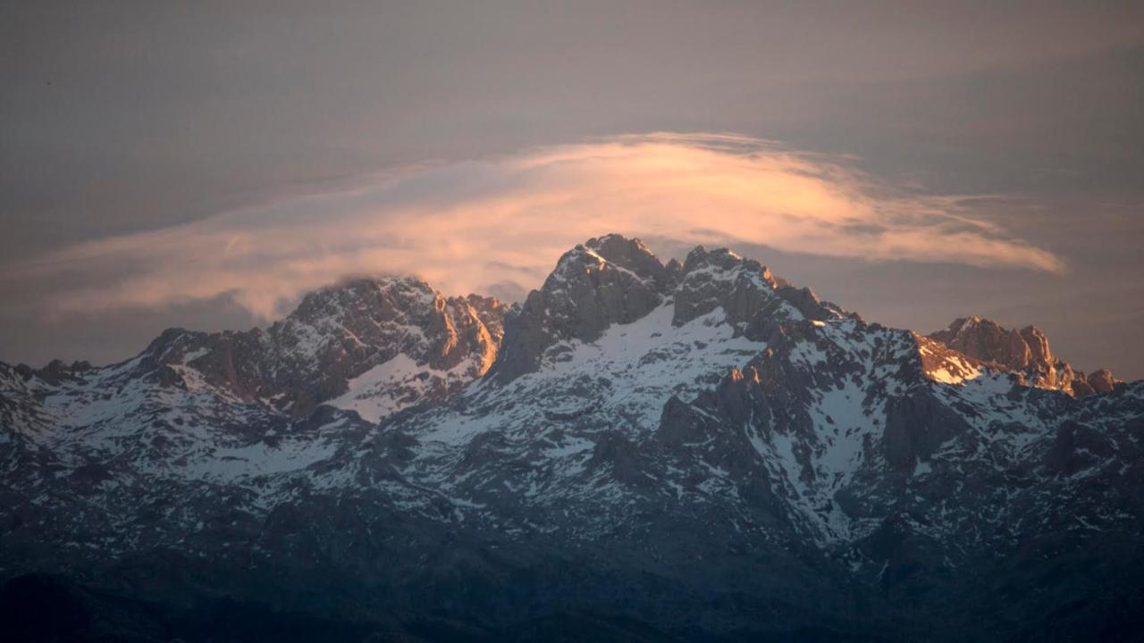 Pulieru - Picos De Europa Views, Designed For Seasons Ferienhaus